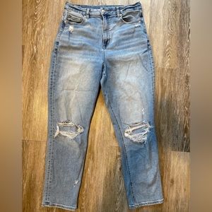 American Eagle high-waisted ripped curvy mom jeans size 10